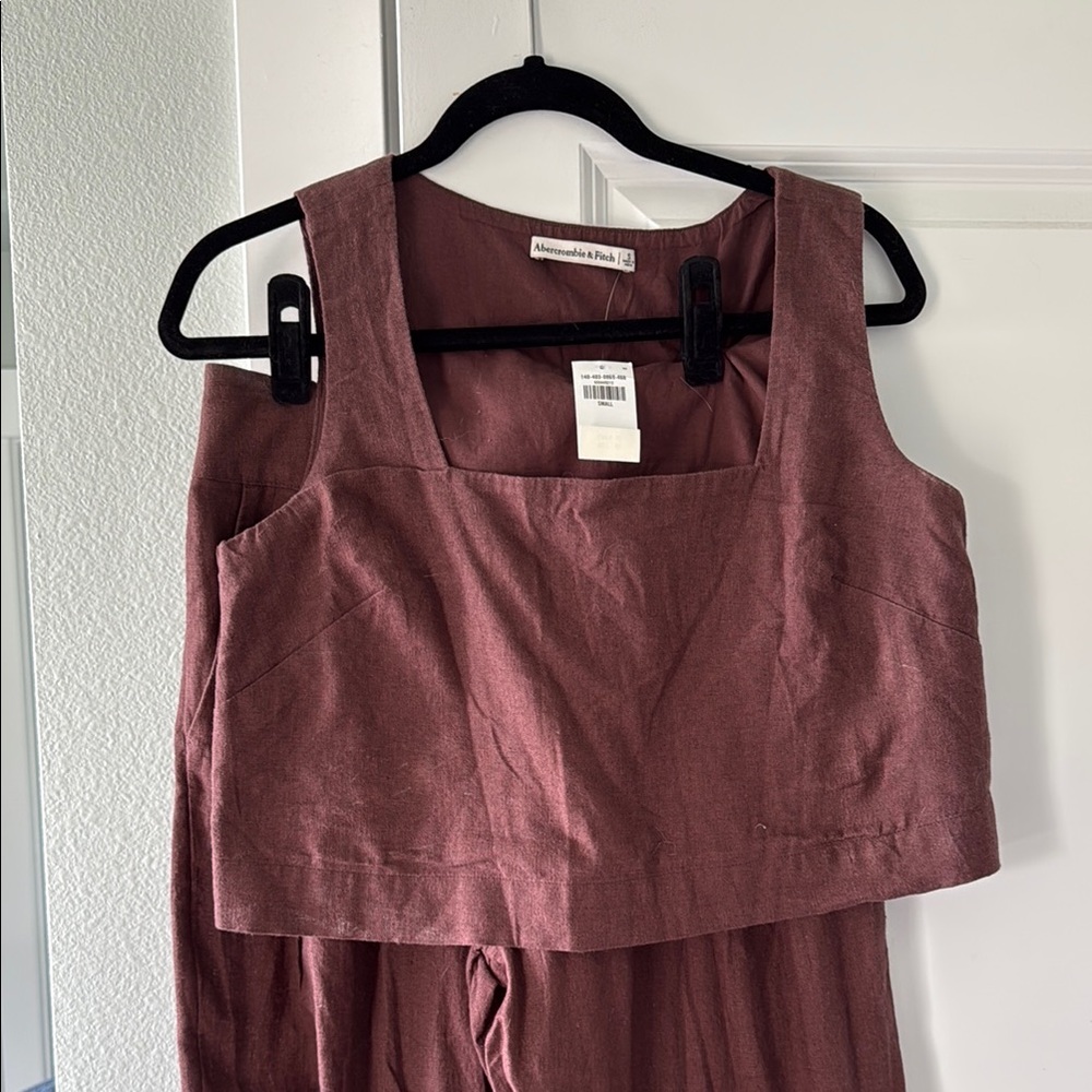 Abercrombie Linen top